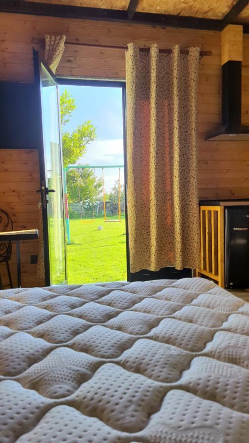 שקודר Room With Private Garden מראה חיצוני תמונה